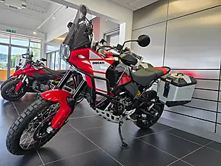 Used 2024 Ducati Desertx Discovery Red - Interior and Exterior details 9