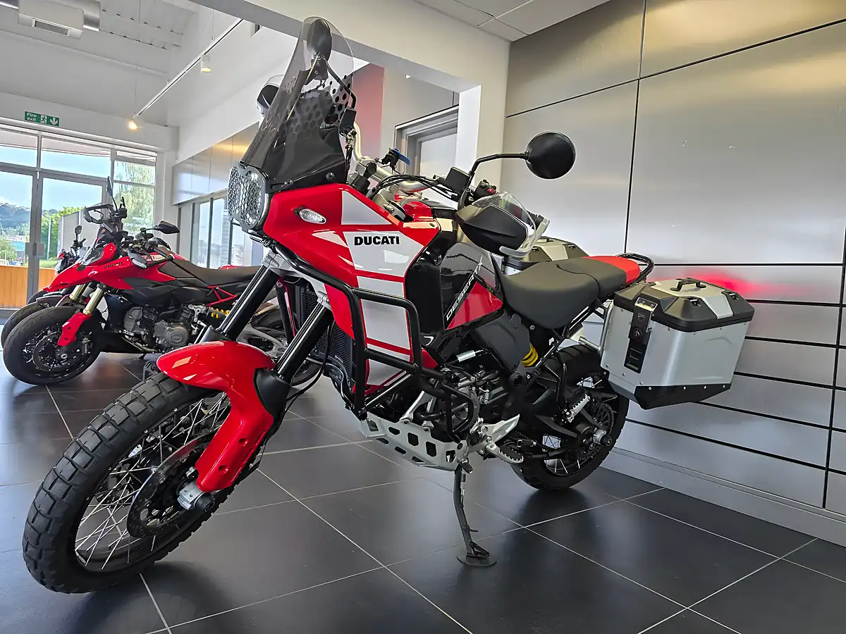 Used 2024 Ducati Desertx Discovery Red - Interior and Exterior details 9