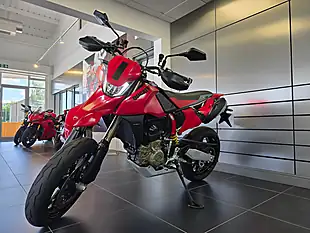 Used 2024 Ducati Hypermotard 698 Mono Red - Interior and Exterior details 10