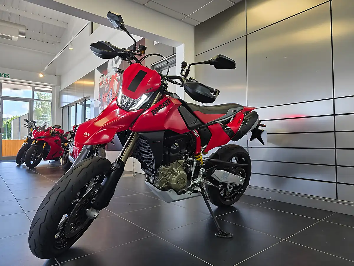 Used 2024 Ducati Hypermotard 698 Mono Red - Interior and Exterior details 10
