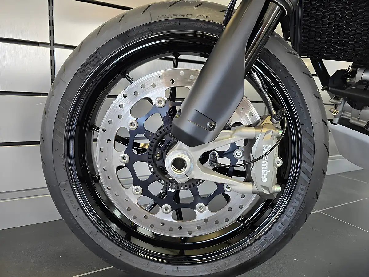 Used 2024 Ducati Hypermotard 698 Mono Red - Interior and Exterior details 20
