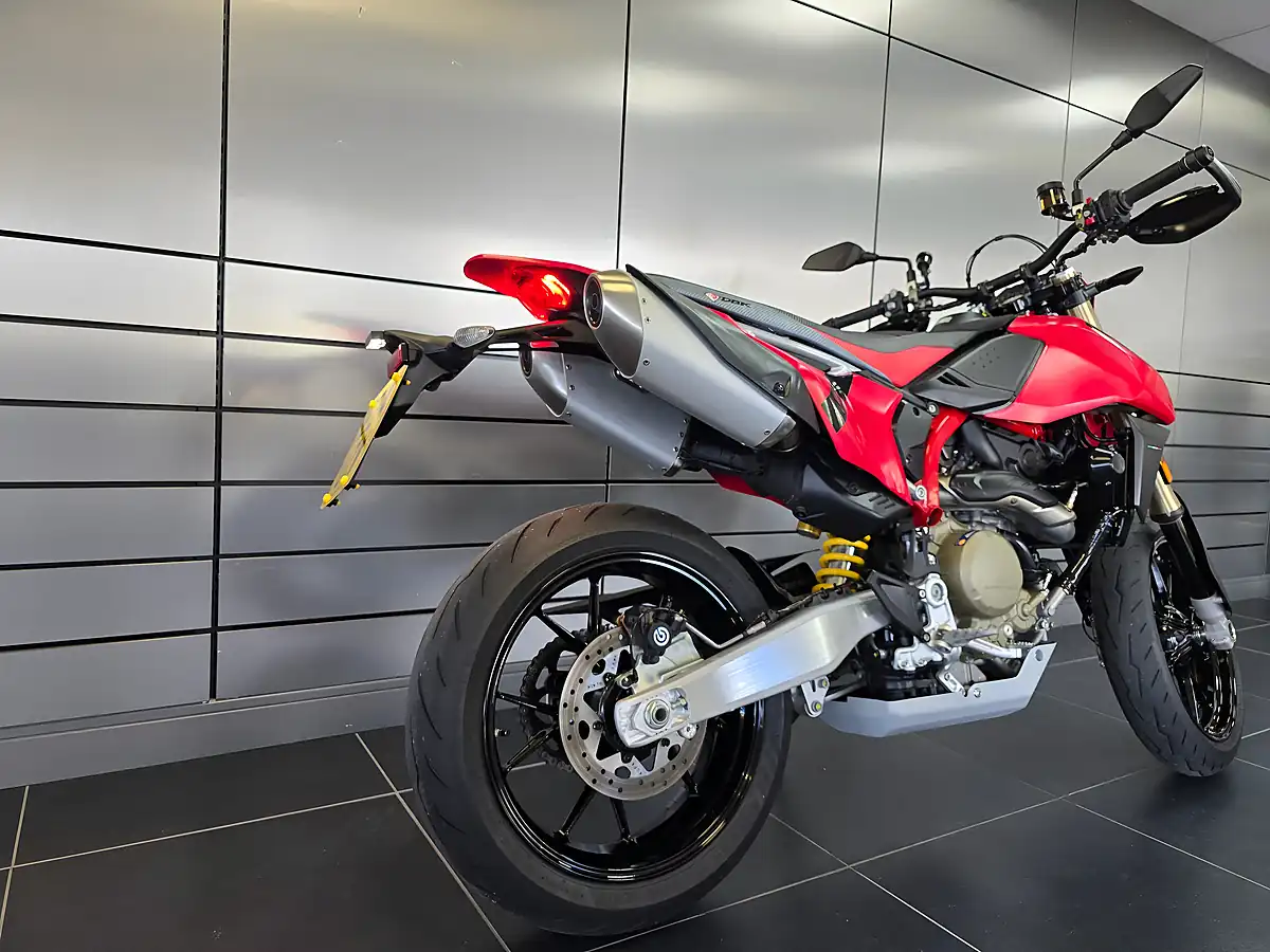 Used 2024 Ducati Hypermotard 698 Mono Red - Interior and Exterior details 3