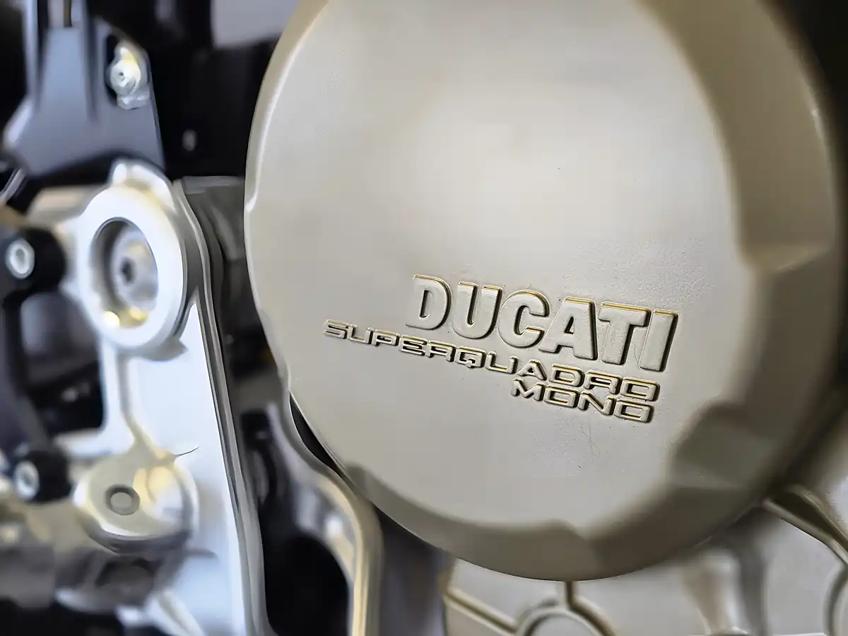 Used 2024 Ducati Hypermotard 698 Mono Red - Interior and Exterior details 7