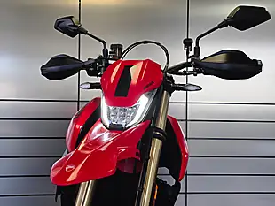 Used 2024 Ducati Hypermotard 698 Mono Red - Interior and Exterior details 9