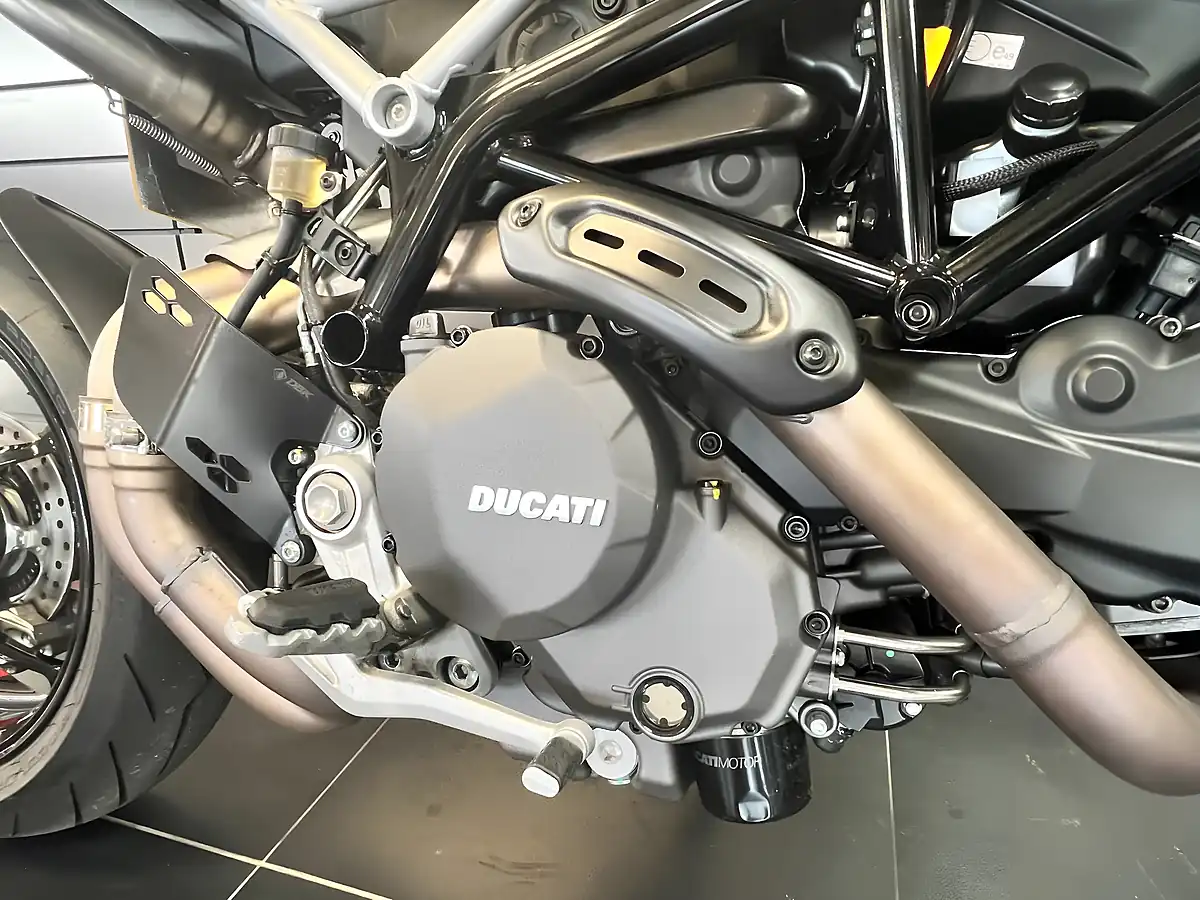 Used 2024 Ducati Hypermotard 950 Multi-Coloured - Interior and Exterior details 11