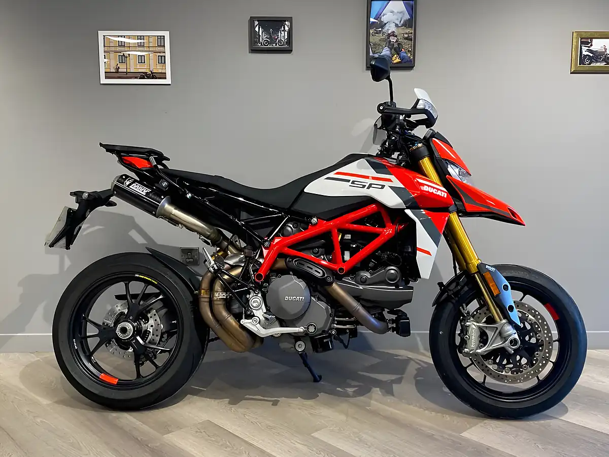 Used 2024 Ducati Hypermotard 950 Sp - Front View