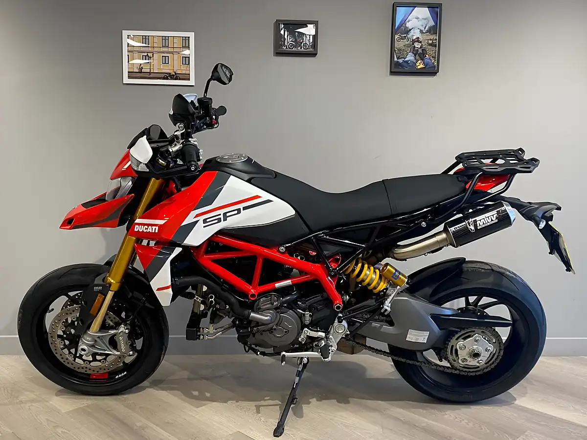 Used 2024 Ducati Hypermotard 950 Sp - Interior and Exterior details 2