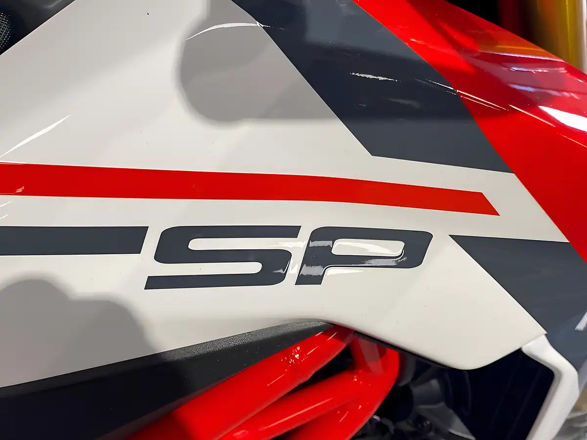 Used 2024 Ducati Hypermotard 950 Sp - Interior and Exterior details 8