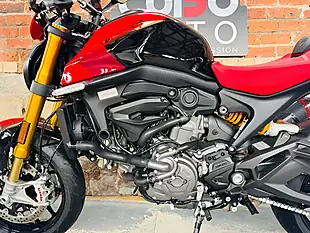 Used 2024 Ducati Monster 937 Sp Black - Interior and Exterior details 16