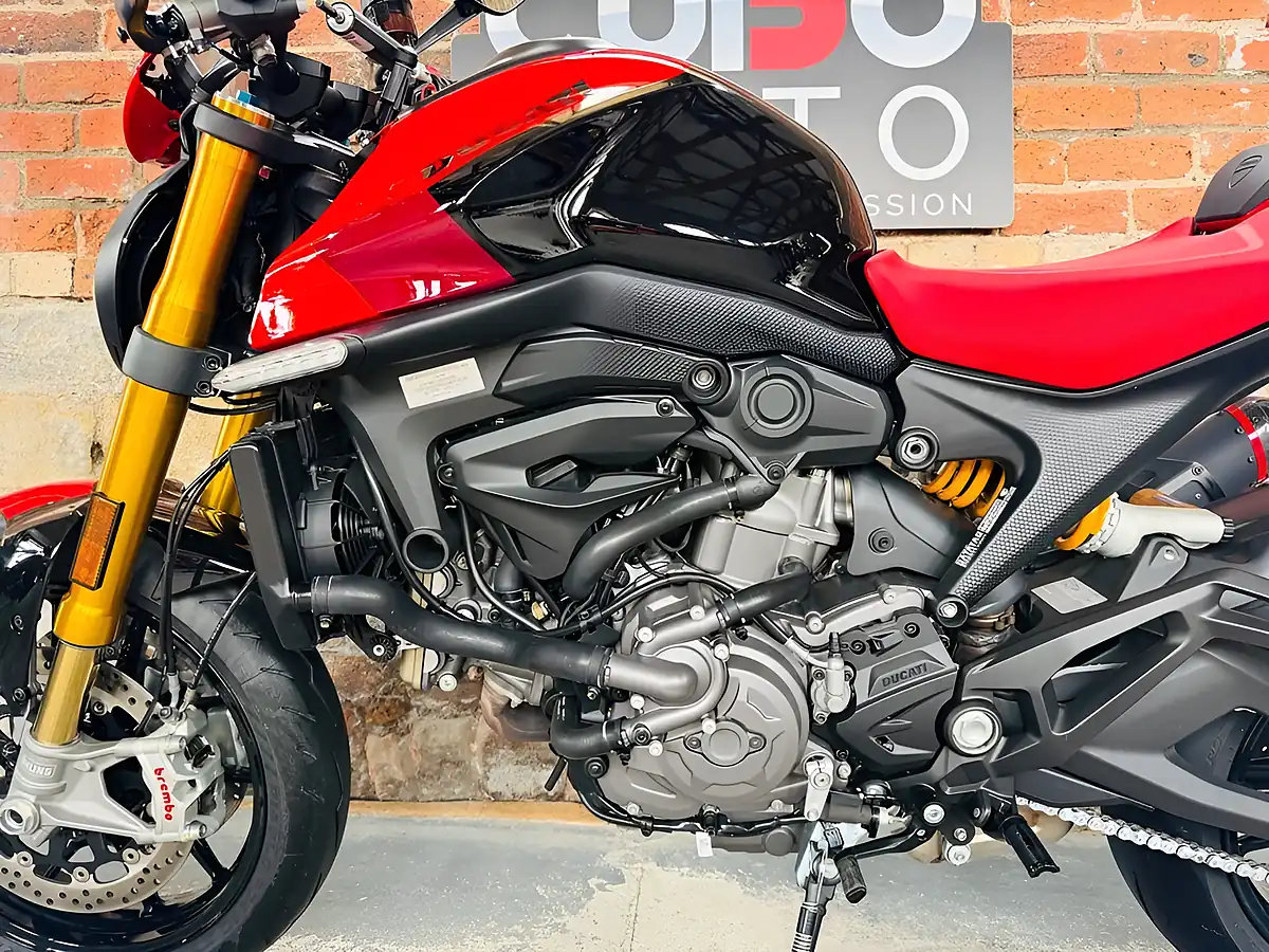 Used 2024 Ducati Monster 937 Sp Black - Interior and Exterior details 16