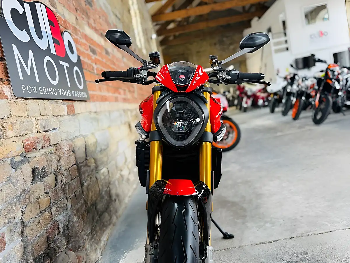 Used 2024 Ducati Monster 937 Sp Black - Interior and Exterior details 19