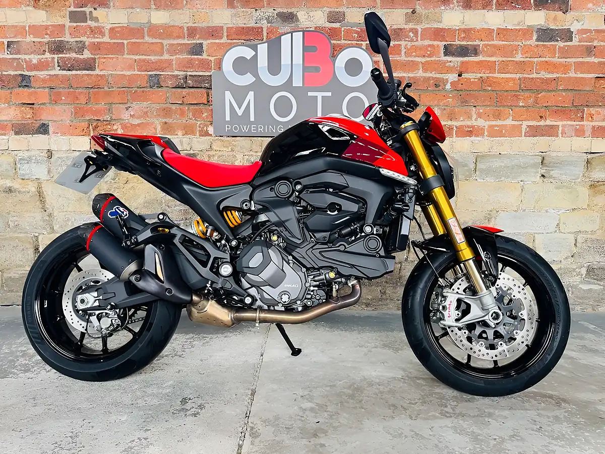 Used 2024 Ducati Monster 937 Sp Black - Interior and Exterior details 2