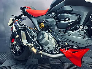 Used 2024 Ducati Monster 937 Sp Black - Interior and Exterior details 10
