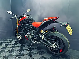 Used 2024 Ducati Monster 937 Sp Black - Interior and Exterior details 14