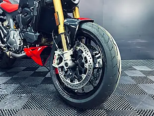 Used 2024 Ducati Monster 937 Sp Black - Interior and Exterior details 15
