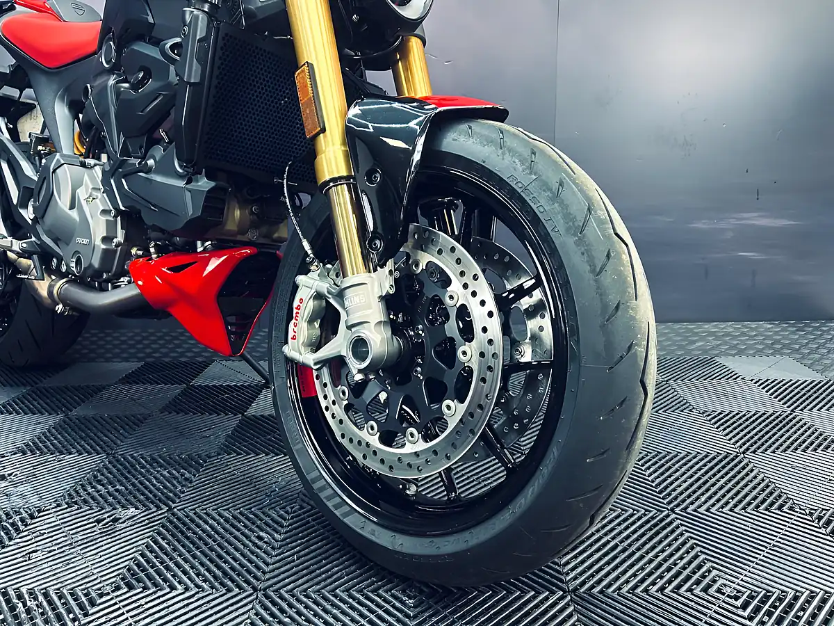 Used 2024 Ducati Monster 937 Sp Black - Interior and Exterior details 15
