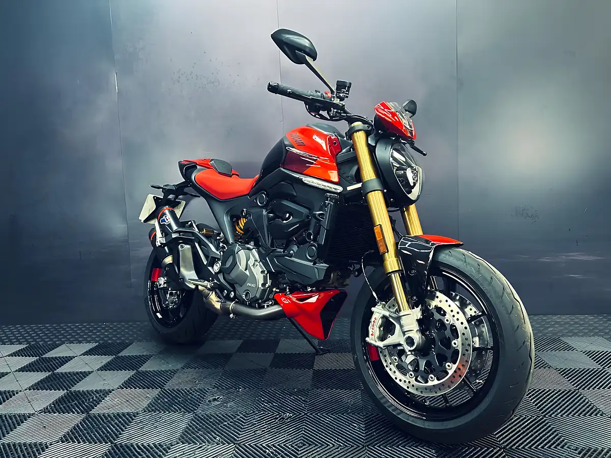 Used 2024 Ducati Monster 937 Sp Black - Interior and Exterior details 19