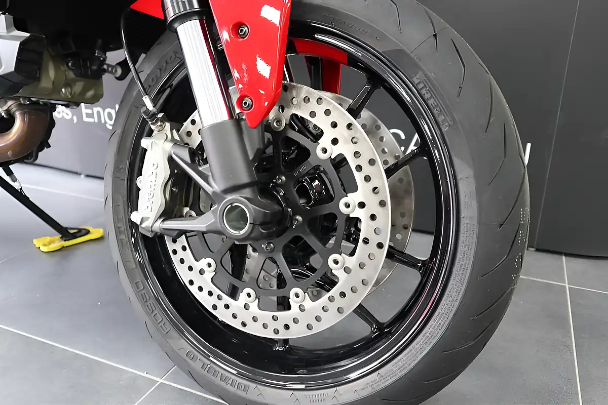 Used 2024 Ducati Monster Plus Red - Interior and Exterior details 13