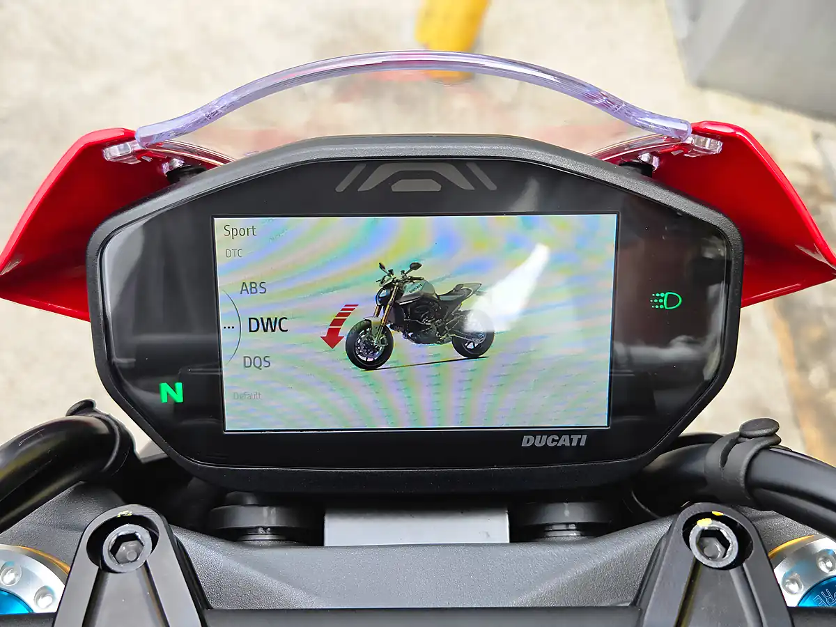 Used 2024 Ducati Monster Sp Black - Interior and Exterior details 20