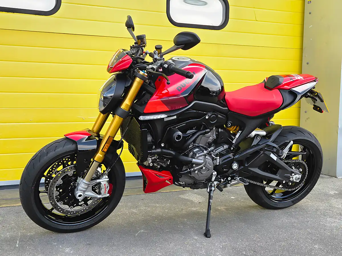 Used 2024 Ducati Monster Sp Black - Interior and Exterior details 5
