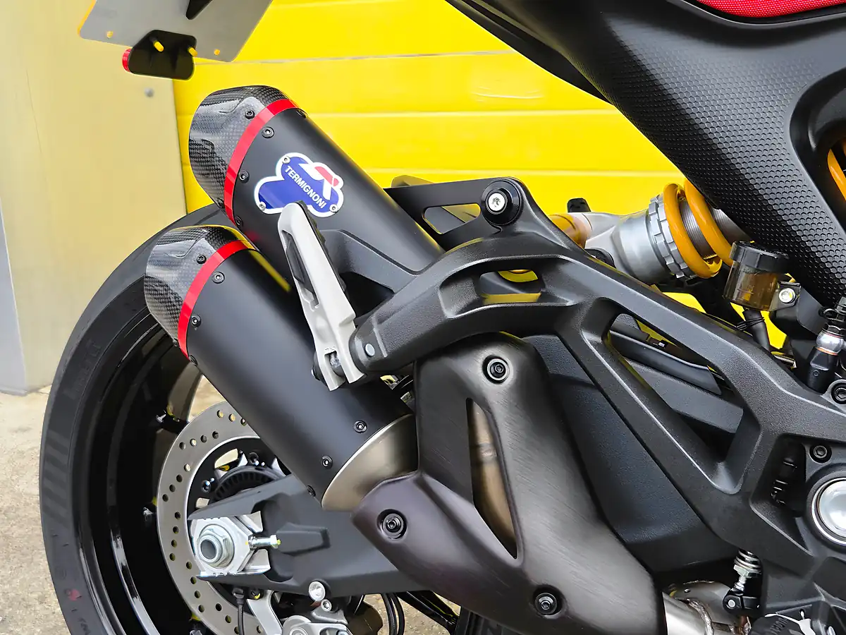 Used 2024 Ducati Monster Sp Black - Interior and Exterior details 7