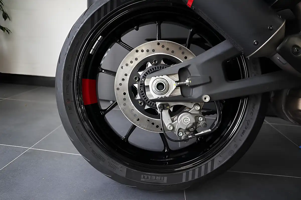 Used 2024 Ducati Monster Sp Black - Interior and Exterior details 12