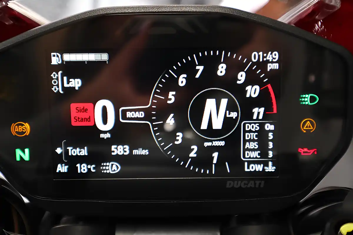 Used 2024 Ducati Monster Sp Black - Interior and Exterior details 13