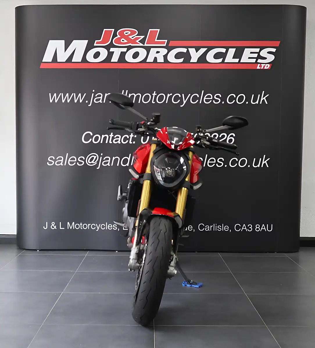 Used 2024 Ducati Monster Sp Black - Interior and Exterior details 3
