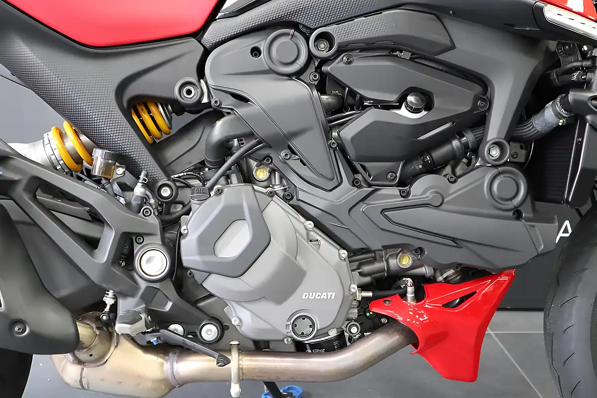 Used 2024 Ducati Monster Sp Black - Interior and Exterior details 6