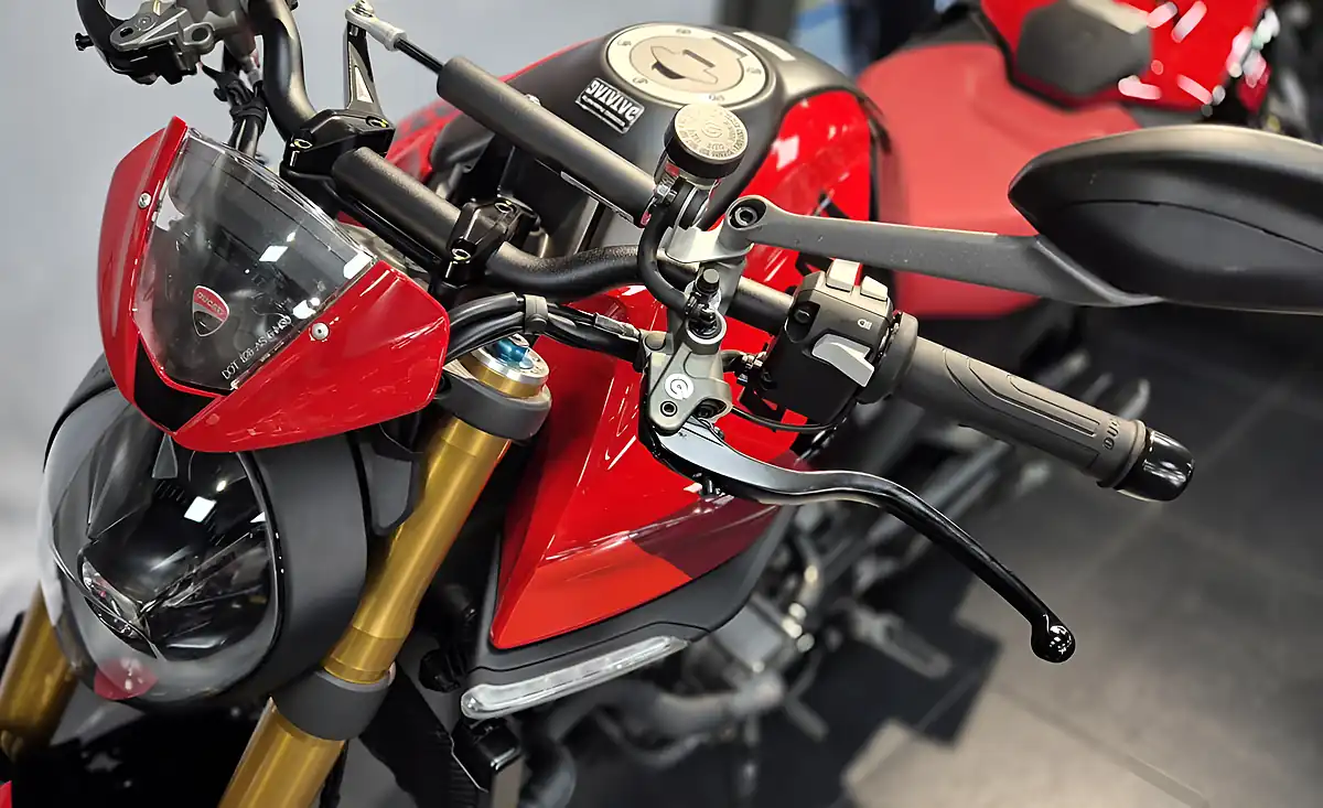 Used 2024 Ducati Monster Sp Corse - Interior and Exterior details 11