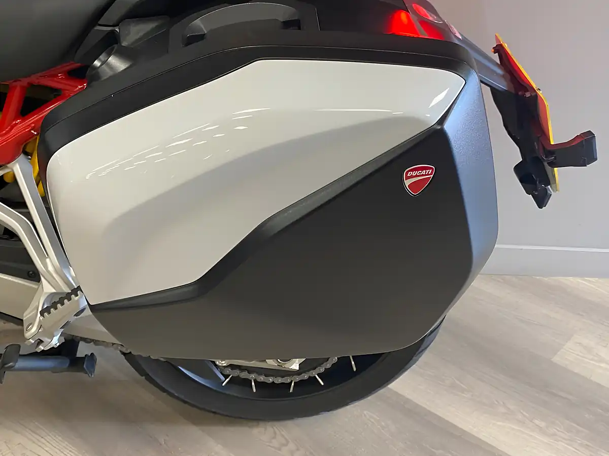 Used 2024 Ducati Multi V4s Radar Spok - Interior and Exterior details 7