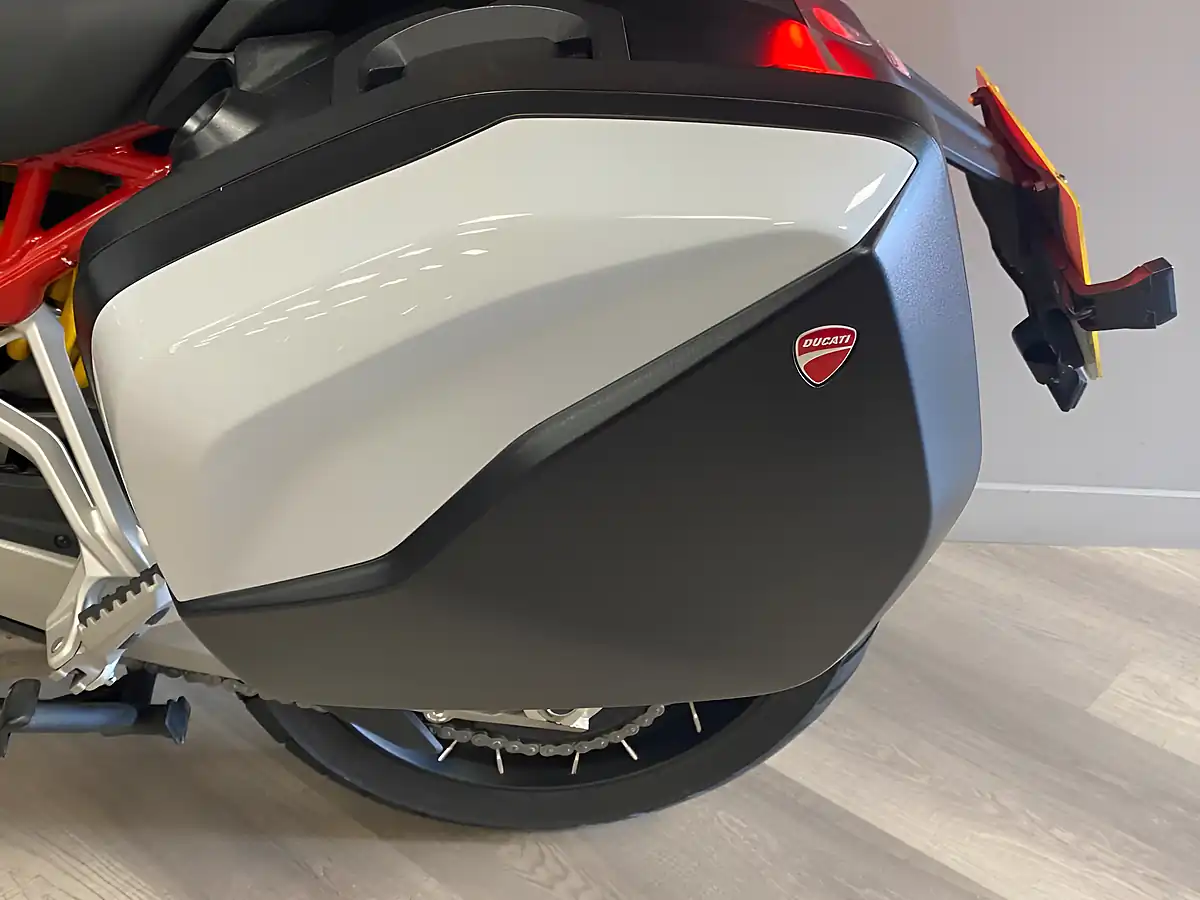 Used 2024 Ducati Multi V4s Radar Spok - Interior and Exterior details 7