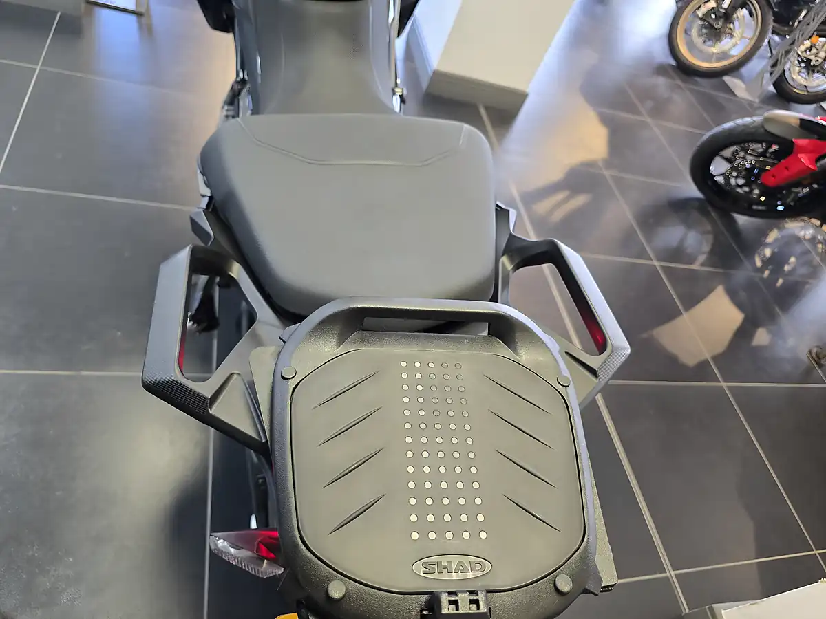 Used 2024 Ducati Multistrada V2 S Multi-Coloured - Interior and Exterior details 11