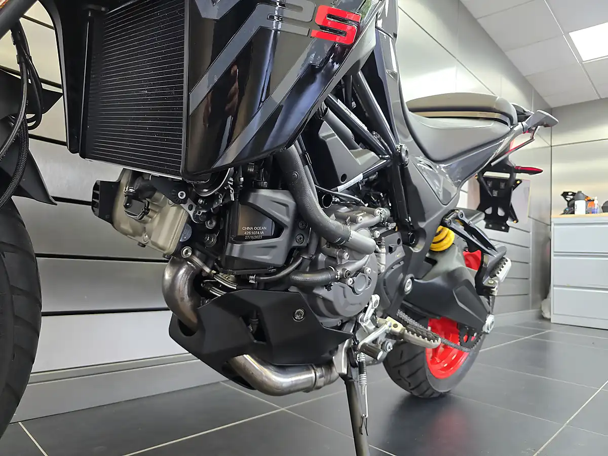 Used 2024 Ducati Multistrada V2 S Multi-Coloured - Interior and Exterior details 18
