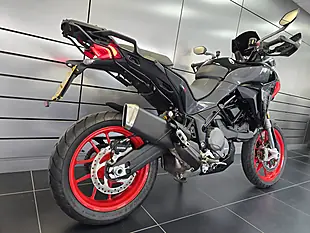 Used 2024 Ducati Multistrada V2 S Multi-Coloured - Interior and Exterior details 3