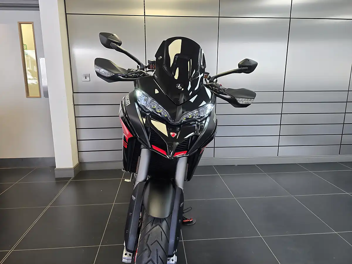 Used 2024 Ducati Multistrada V2 S Multi-Coloured - Interior and Exterior details 8