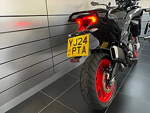 Used 2024 Ducati Multistrada V2 S Multi-Coloured - Interior and Exterior details 13