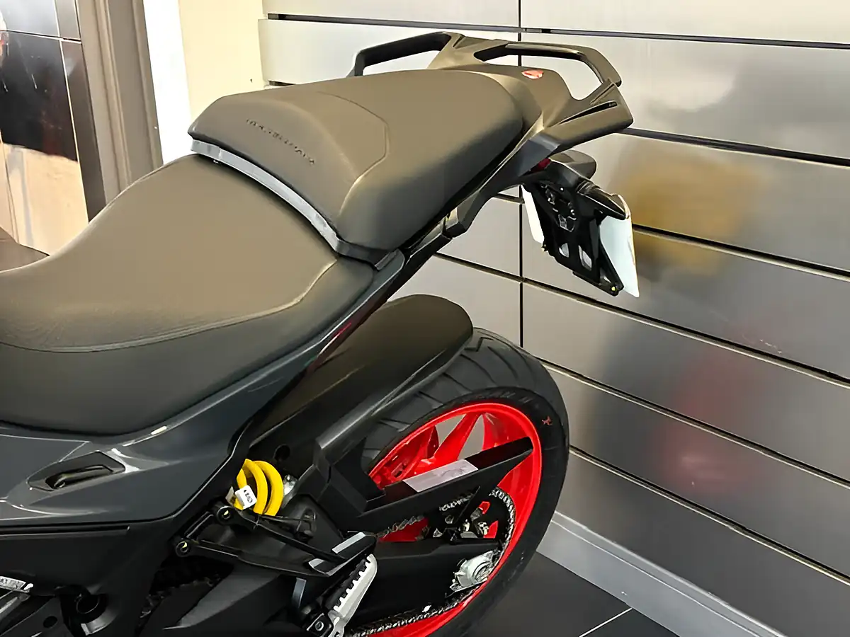 Used 2024 Ducati Multistrada V2 S Multi-Coloured - Interior and Exterior details 14