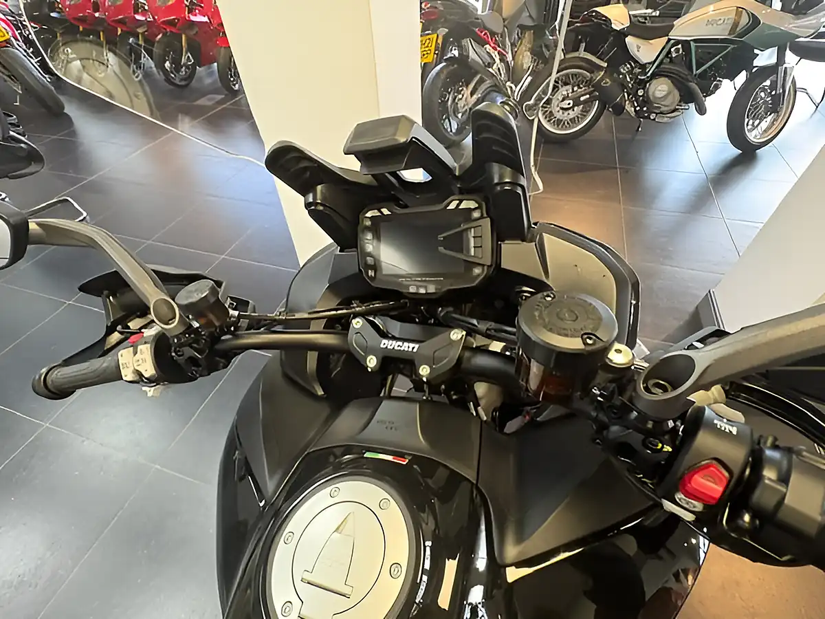 Used 2024 Ducati Multistrada V2 S Multi-Coloured - Interior and Exterior details 15
