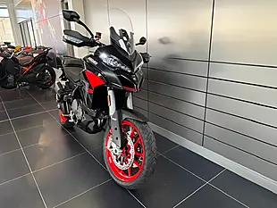 Used 2024 Ducati Multistrada V2 S Multi-Coloured - Interior and Exterior details 4