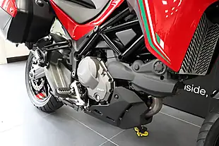 Used 2024 Ducati Multistrada V2 S Touring Red - Interior and Exterior details 11