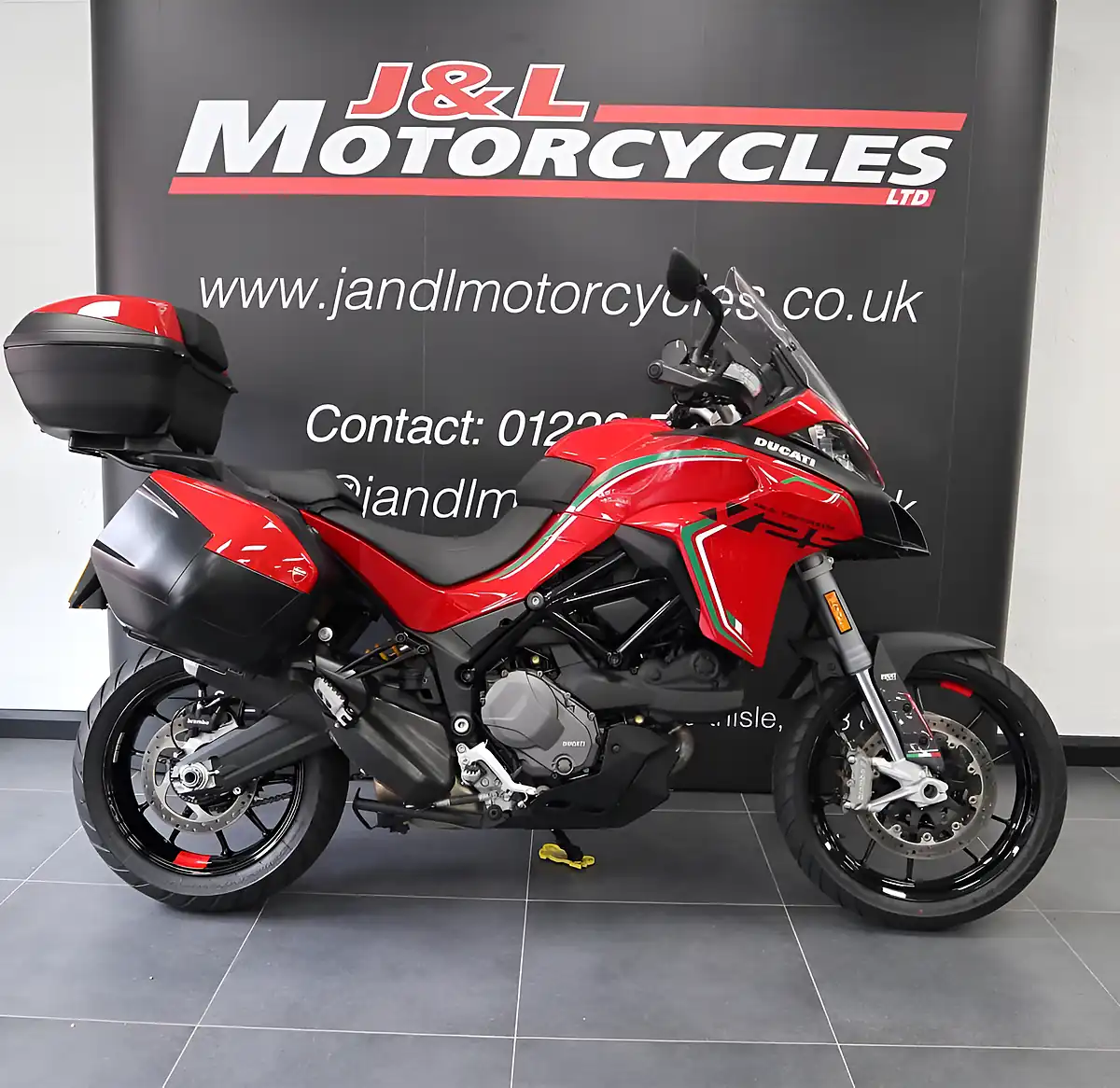 Used 2024 Ducati Multistrada V2 S Touring Red - Interior and Exterior details 2
