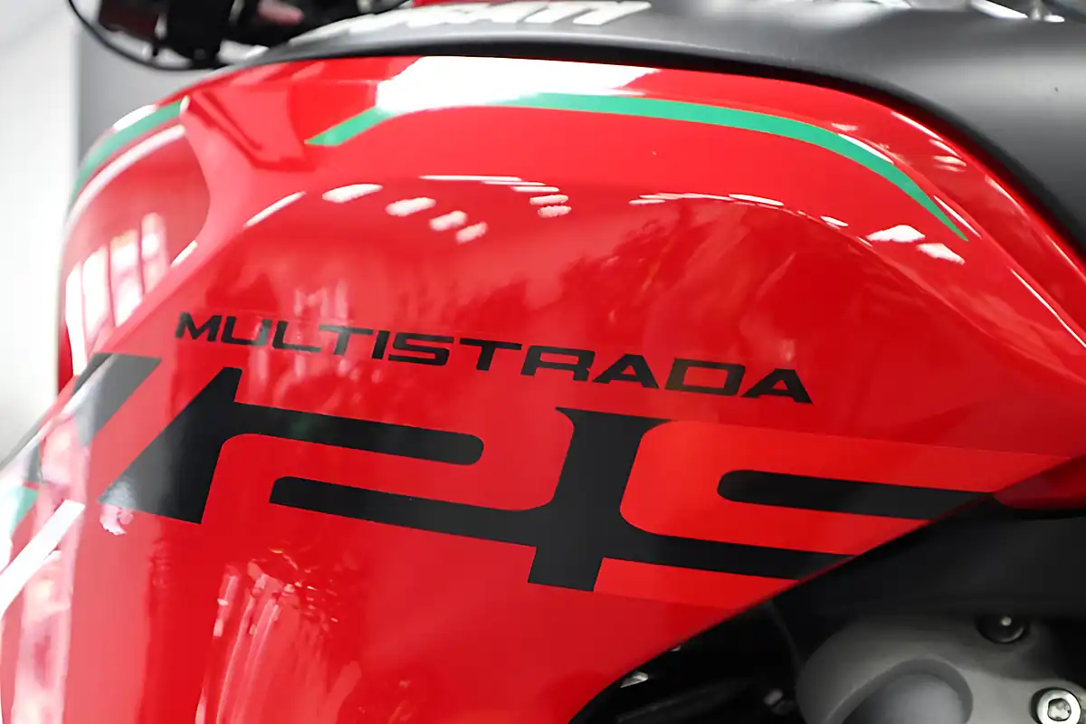 Used 2024 Ducati Multistrada V2 S Touring Red - Interior and Exterior details 9
