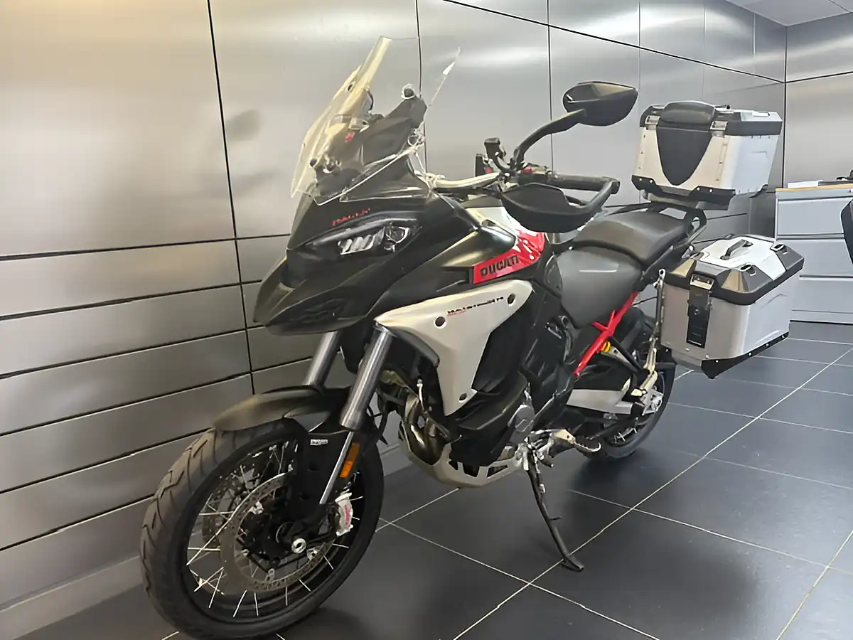 Used 2024 Ducati Multistrada V4 Rally Radar Multi-Coloured - Interior and Exterior details 5