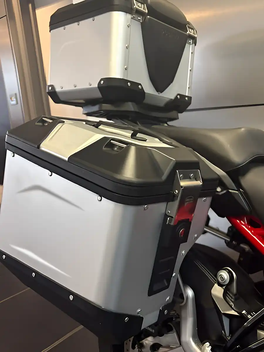 Used 2024 Ducati Multistrada V4 Rally Radar Multi-Coloured - Interior and Exterior details 9