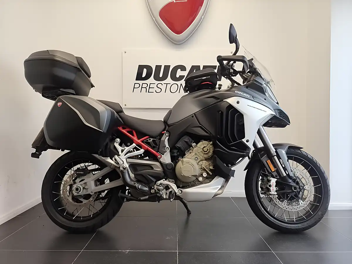 Used 2024 Ducati Multistrada V4 S Full Spec Grey - Front View