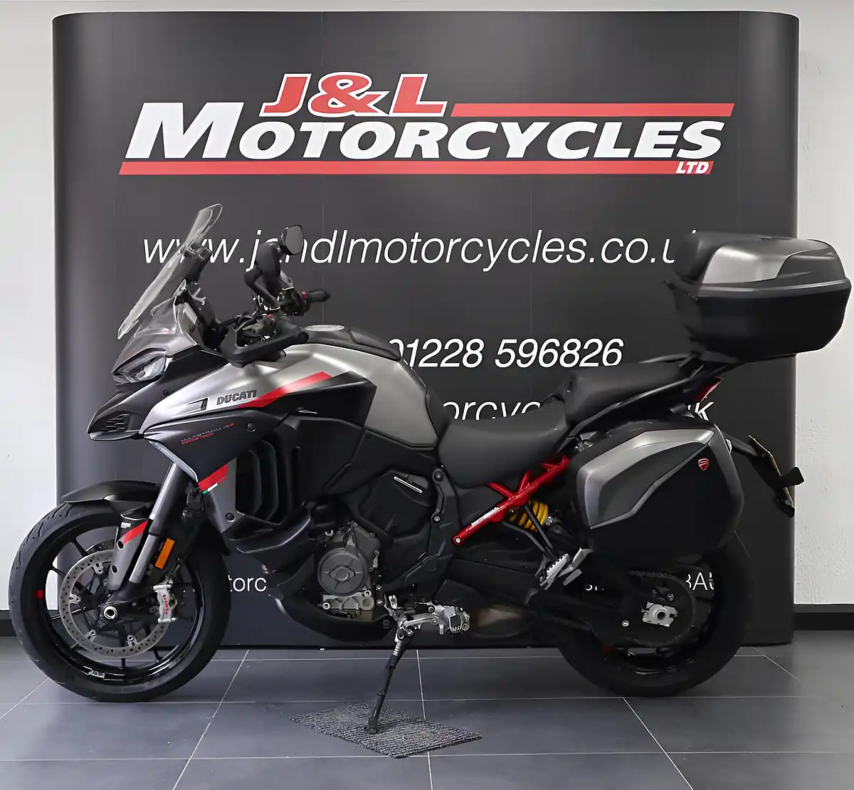 Used 2024 Ducati Multistrada V4 S Grand Tour Grey - Interior and Exterior details 6