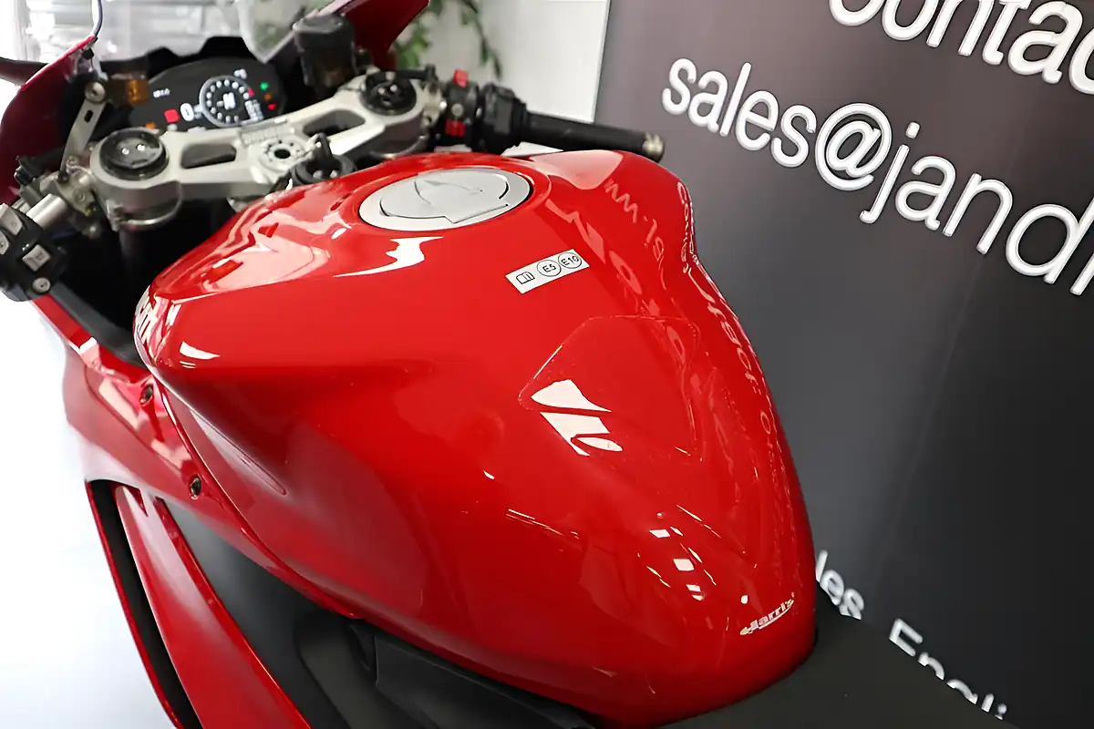 Used 2024 Ducati Panigale V2 Red - Interior and Exterior details 10