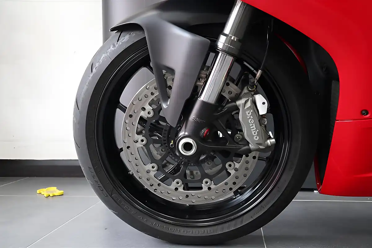 Used 2024 Ducati Panigale V2 Red - Interior and Exterior details 12