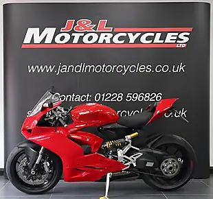 Used 2024 Ducati Panigale V2 Red - Interior and Exterior details 6